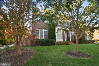 2175 Harithy Dr, Dunn Loring, VA 22027