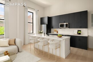 216 Grand St Unit 4, Brooklyn, NY 11211