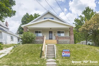 818 Emerald Ave NE, Grand Rapids, MI 49503