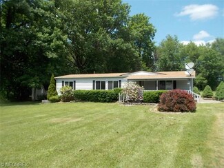 7203 Anderson Rd, Windham, OH 44288