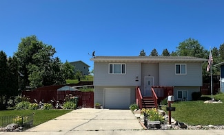 2407 Fox Rd, Sturgis, SD 57785