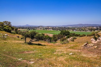2342 Dye Rd, Ramona, CA 92065