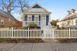 7034 S Wallace St, Chicago, IL 60621