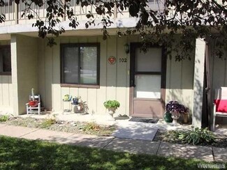 702 Edgewater Dr, Westfield, NY 14787