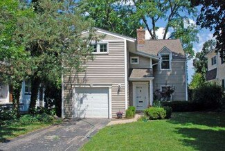 529 Brier St, Kenilworth, IL 60043
