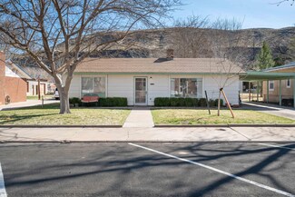 273 S 100 W, Hurricane, UT 84737