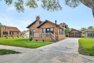 212 S Columbia Ave, Oglesby, IL 61348