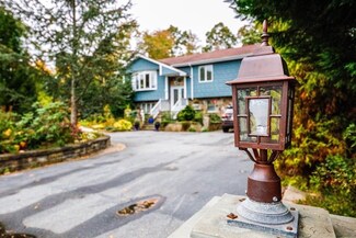 161 Slocum Rd, North Dartmouth, MA 02747