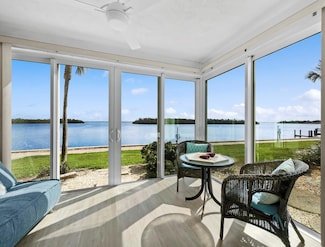 4310 Falmouth Dr Unit 105, Longboat Key, FL 34228