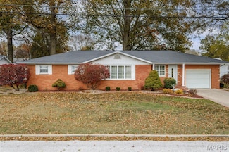 1103 Walnut St, Germantown, IL 62245