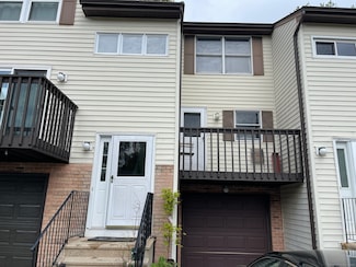 4 Oak Forest (Aka 44) Dr Unit 4, Manchester, CT 06042