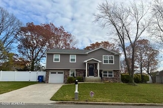 207 Drake Rd, Brick, NJ 08723
