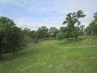 22460 Ladan Ln, Grass Valley, CA 95949