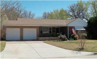 340 N Brookside St, Wichita, KS 67208
