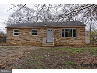 304 Sherwood Dr, Williamstown, NJ 08094
