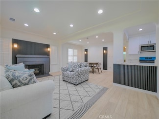 1954 W 71st St, Los Angeles, CA 90047