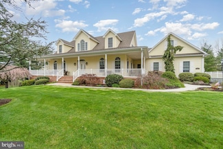 11884 Pineridge Dr, Waynesboro, PA 17268