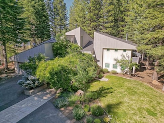 175 Lake Almanor Dr W, Chester, CA 96020