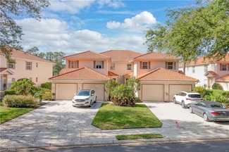 240 Robin Hood Cir Unit 102, Naples, FL 34104