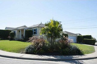 4352 E Overlook Dr, San Diego, CA 92115