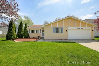 30W181 Foxboro Ct, Warrenville, IL 60555