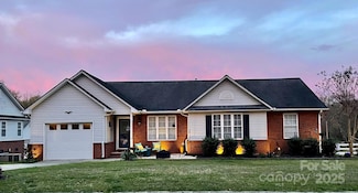 1700 Pickwick Ave, Kannapolis, NC 28083