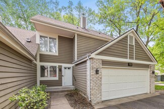 153 Wildwood Bay Dr, Saint Paul, MN 55115