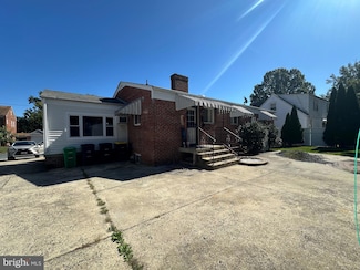 7002 21st Ave, Hyattsville, MD 20783