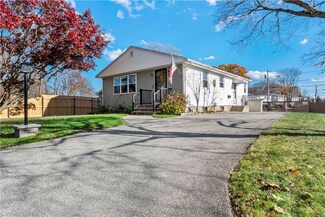 114 Waterman Ave, Johnston, RI 02919