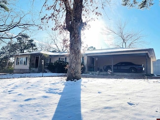 64 Oak, Calico Rock, AR 72519