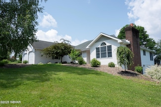 40 Hunter Dr, Muncy, PA 17756