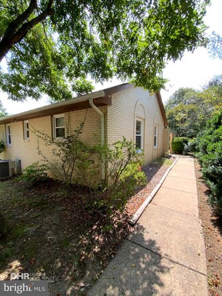 5405 Mountain Rd, Broad Run, VA 20137