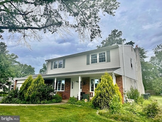 19 Gelder Dr, Southampton, PA 18966
