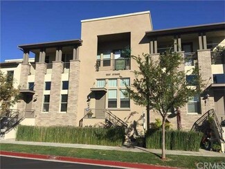 5537 Strand Unit 103, Hawthorne, CA 90250