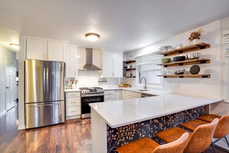 422 Wilson St, Sun Prairie, WI 53590