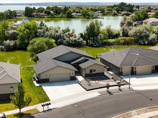 3435 Blue Heron Ln, Moses Lake, WA 98837
