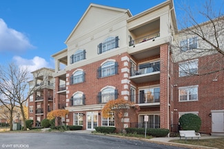 0S099 Lee Ct Unit 101, Winfield, IL 60190