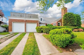 365 E Walnut St, Long Beach, NY 11561