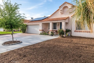 672 Periwinkle Ln, Perris, CA 92571