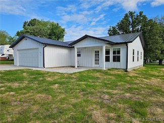503 W 12th St, Eldon, MO 65026