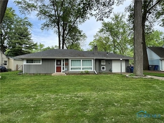 2730 W Rockridge Cir, Toledo, OH 43606
