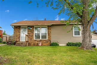 3022 Huxley Ln SW, Cedar Rapids, IA 52404