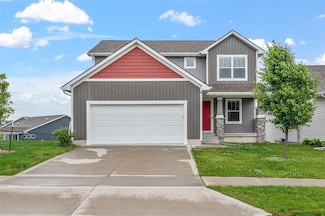 125 Aspen Dr, Norwalk, IA 50211
