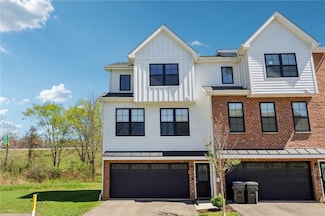 318 Thurgood Dr, Warrendale, PA 15086