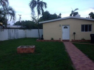 1616 NE 179th St, North Miami Beach, FL 33162