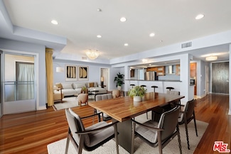 107 N Swall Dr Unit 302, Los Angeles, CA 90048