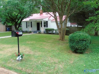 2016 Vanderbilt Dr SW, Huntsville, AL 35801
