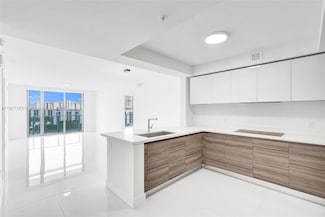 330 Sunny Isles Blvd Unit 5-805, Sunny Isles Beach, FL 33160