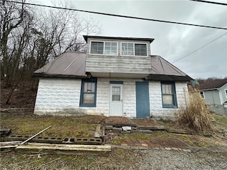 1028 Mueller St, Gibsonia, PA 15044
