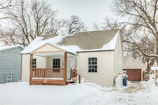 4106 SW 7th St, Des Moines, IA 50315
